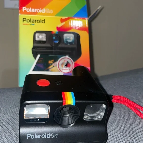 Polaroid Go Camera - Black with Rainbow Accent