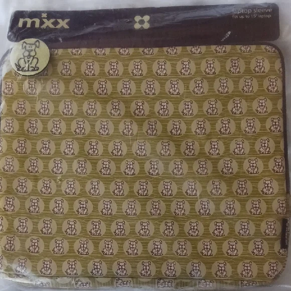 Dog Print Laptop Sleeve NWT 16
