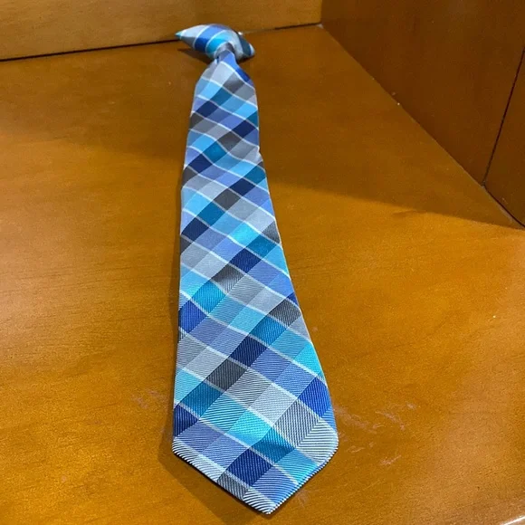 Boys checkered theme Blue Clip on tie
