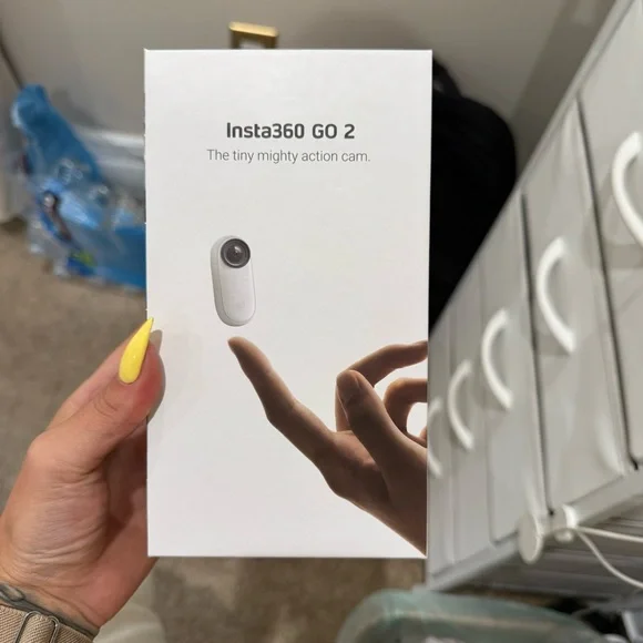 GO 2 White Action Camera
