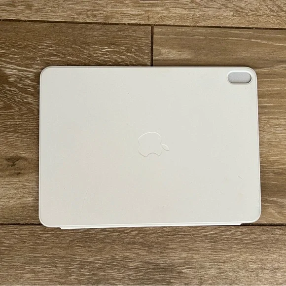 Apple Tablet case in Classic White