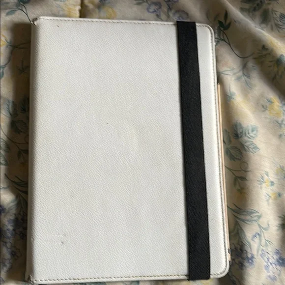 Black and White Tablet Cover with Elastic Band iPad Air 2