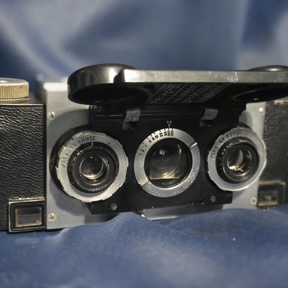 Vintage Stereo Camera in Black