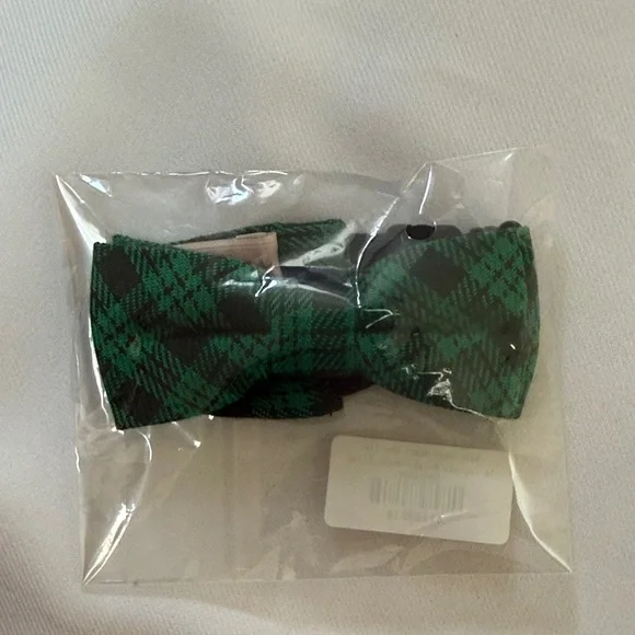 Green Plaid Baby Bow Tie