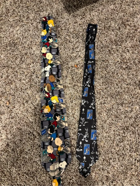 Vintage Peanuts and looney tunes ties
