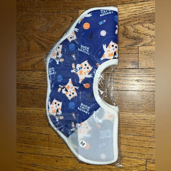 Medium Sized Blue Cat Cone