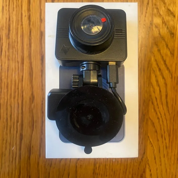 NEXAR beam GPS camera mount with charging adaptor for front dash