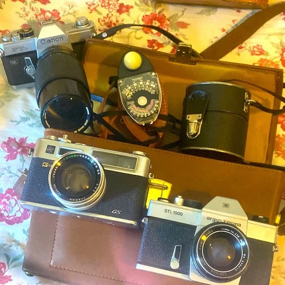 Vintage Camera Lot