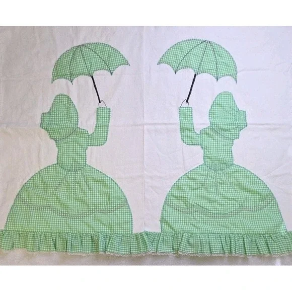 2‎ Embroidered Ruffled Pillowcases Southern Belle Sunbonnet Sue Applique Green