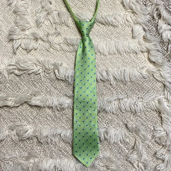 HARTSTRINGS Polka Dot Zipper Tie 100% Silk NWOT