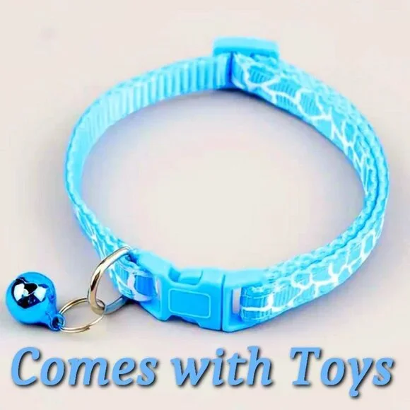 Belen Kutest Blue Giraffe Pattern Cat Collar with Bell and Toys Gift Package