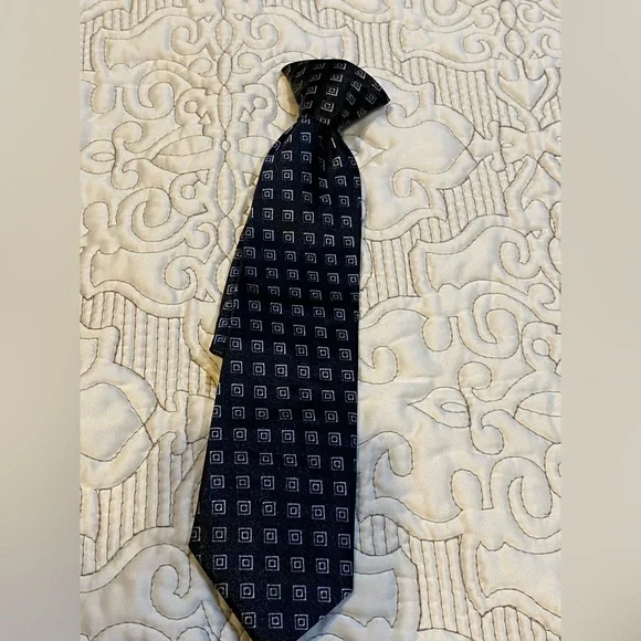 Boys SNAP-ON Ties USED in excellent condition