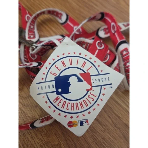 MLB Cincinnati Reds Dog Leash Heavy Duty NWT Dog Cat Baseball 75