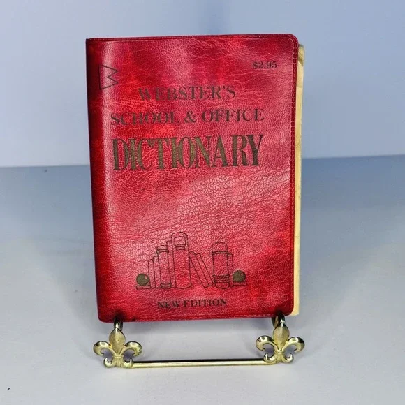 1978 Webster's School & Office Dictionary Banner Press Red Vinyl Cover Pocket SZ
