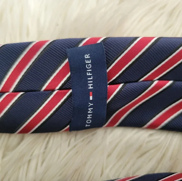 Boys Tommy Hilfiger untied neck tie
