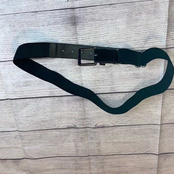 NWOT Under Armour Baseball Belt