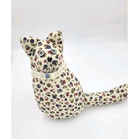 Vintage Handmade Stuffed Folklore Primitive‎ Cat Button Eyes Bell Collar