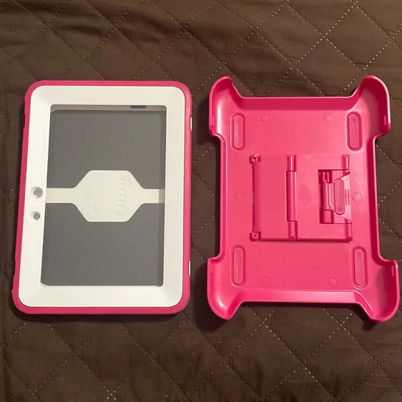 Hot Pink Otterbox for IPad Mini