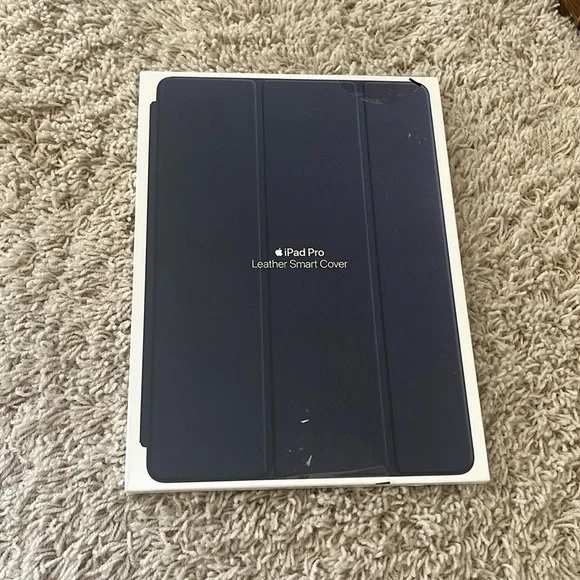 Apple iPad Pro leather cover