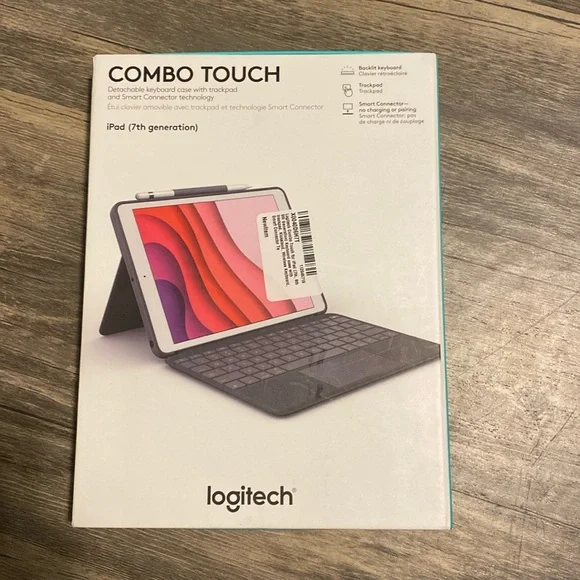 NEW - iPad 7th generation case with keyboard