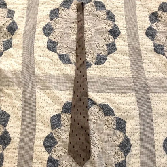 Youth Silver Necktie