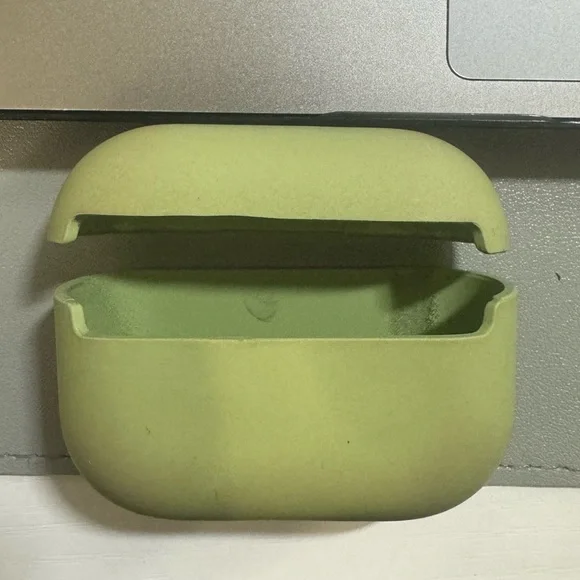 AirPods Pro 2nd Generation Hard Case