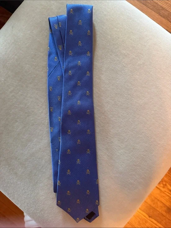 Crewcuts by JCrew Blue with maize skulls Tie