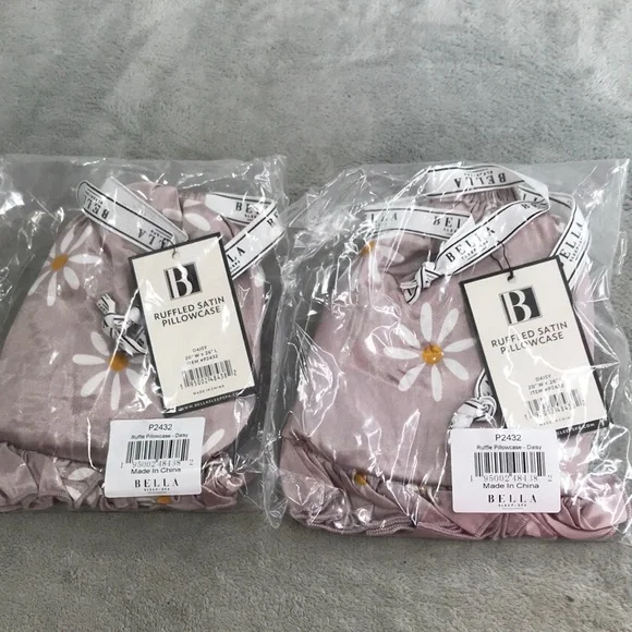 Bella Sleep + Spa Ruffled Satin Pillow Cases Daisy New