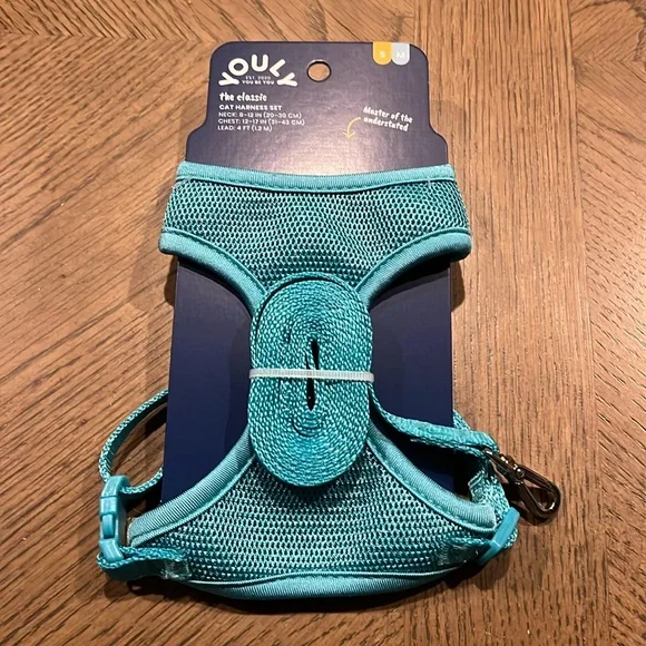 Youly Cat Harness Set NWT