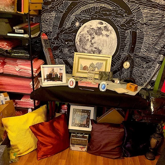 SIMPLY. THRIFTY. Open for Business. Just send me and email or tex !?
