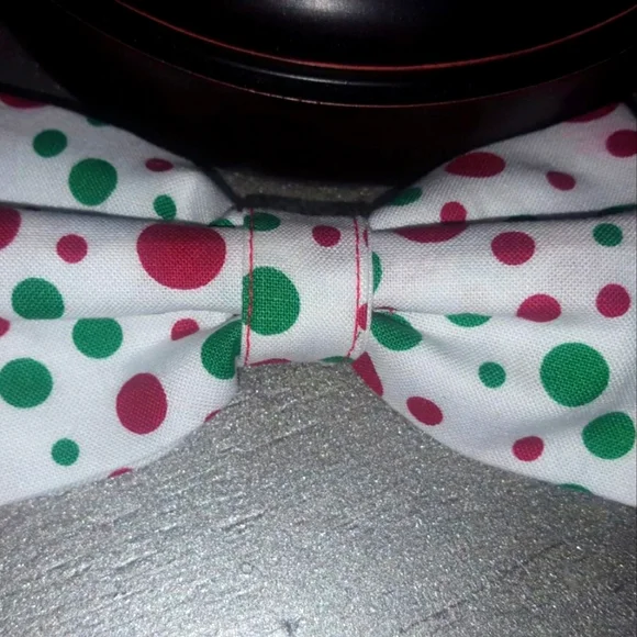Toddler clip on bow tie red green white
