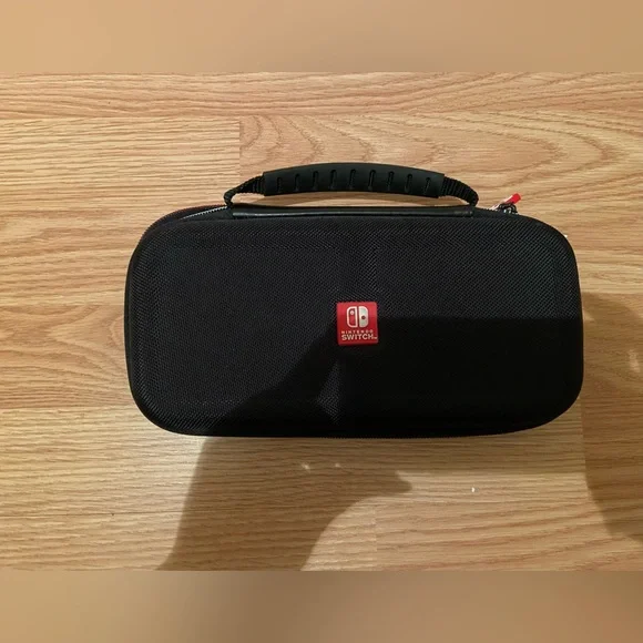 Game Traveler Case