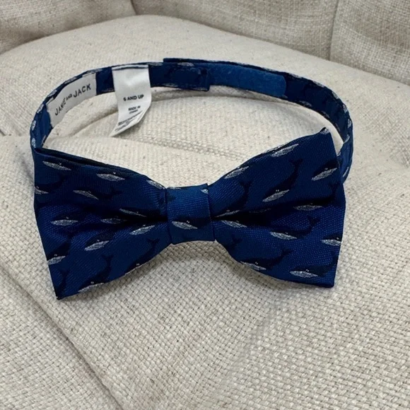 Janie and Jack Navy Bow Tie with Whale Design
