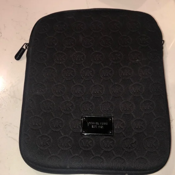 Michael Kors iPad case NWOT