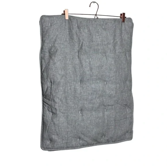 Pottery Barn‎ Light Gray Quilted Linen Farmhouse Shams Pillow Cases Set of 2