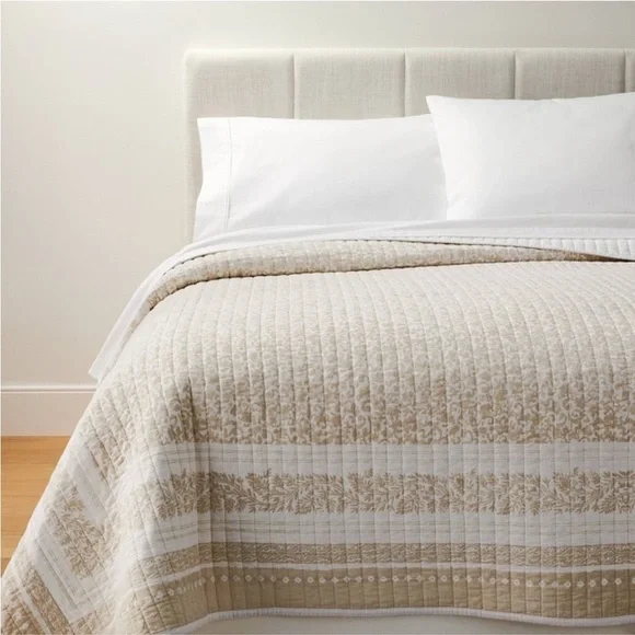Full/Queen Decorative Border Cotton Slub Wood Block Quilt White/Beige Floral