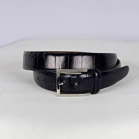 Trafalgar Black Belt Classic Vintage Crocodile Embossed Leather USA 32