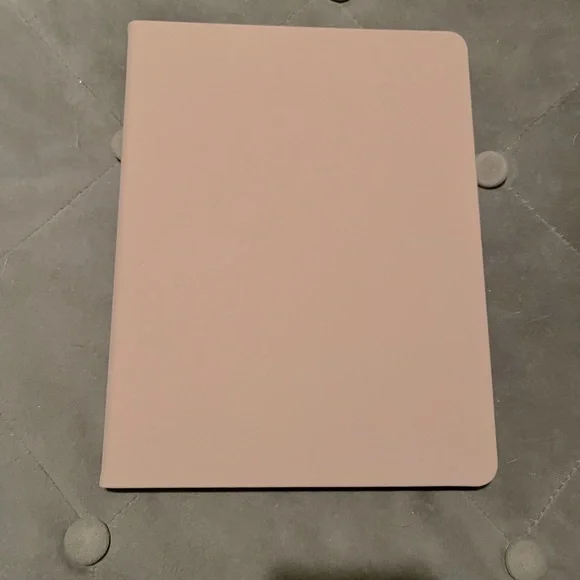 10.5” Apple iPad case *** brand new ***