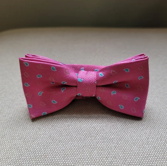 BOYS Patterned Bowtie, Ages 5+