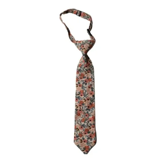 The Belle and The Beau- 2T Kids Tie | Rosa in Peach Color