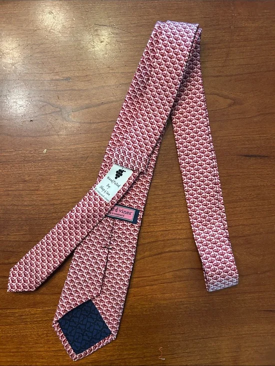 Vineyard Vines Boy's Red Snapper patterned silk tie