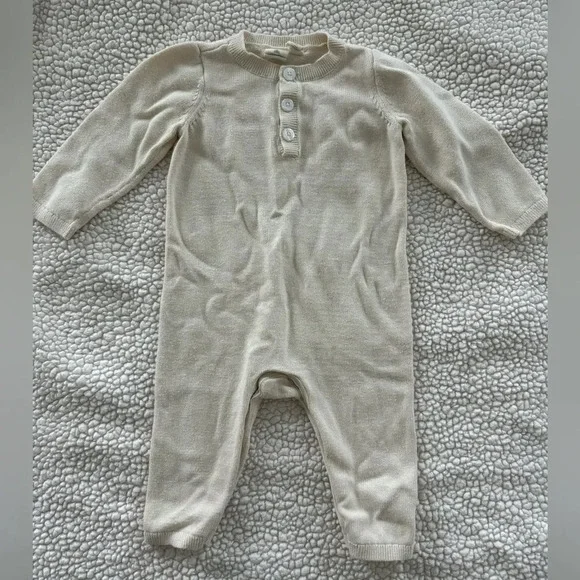Baby Gap soft knitted jumpsuit