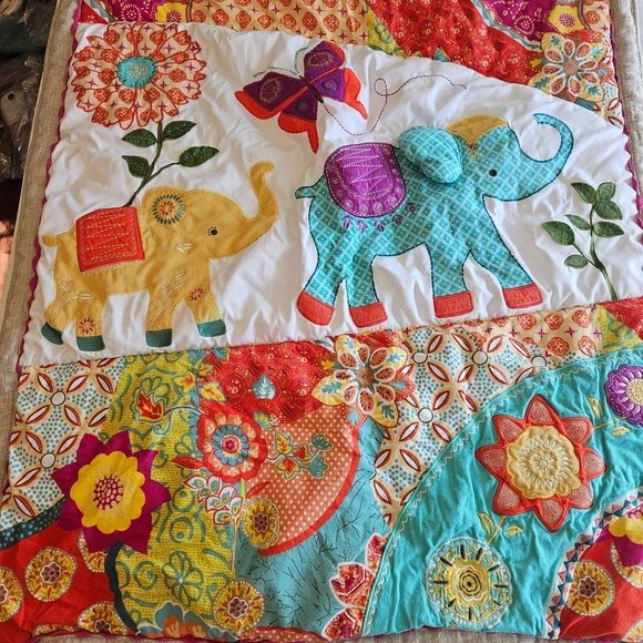 Levtex Baby Zahara Elephant Nursery Baby Blanket Quilt Crib Comforter 42x34