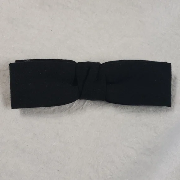 1960s Vintage Boys Royal Alligator Clip-on Black Bowtie