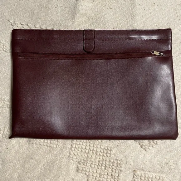 Burgundy portfolio/folder