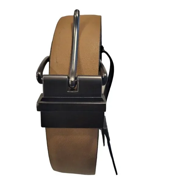 MEN'S Alfani Reversible Brown Leather Belt. Size 30-32.