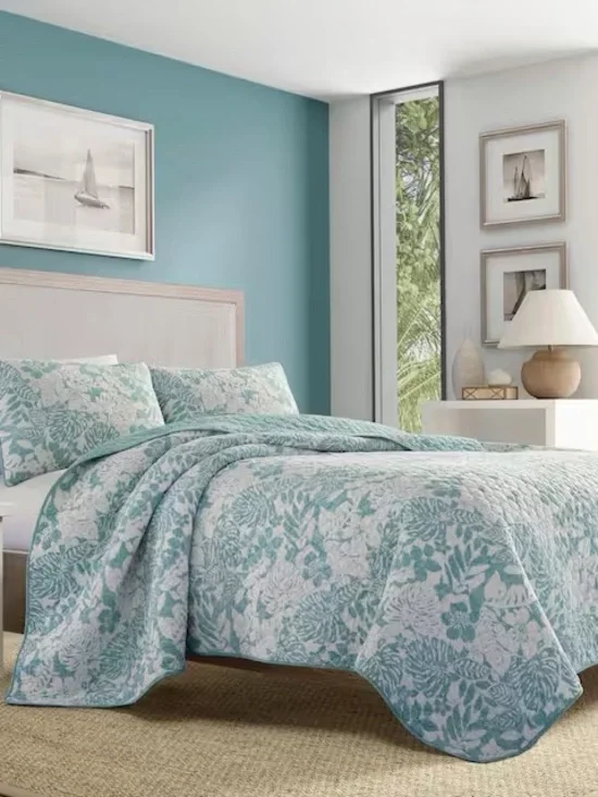 Tommy Bahama Laguna Beach Floral Print Reversible Cotton Quilt Sz FULL/QUEEN