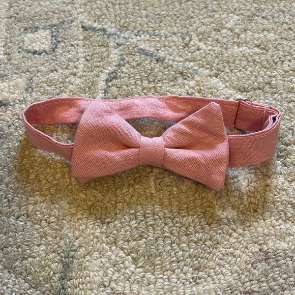 Pink Adjustable Bow Tie