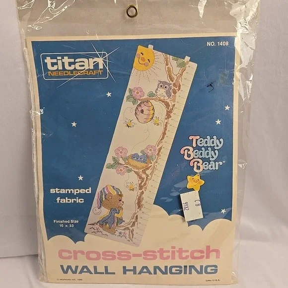 Vintage Titan Needle craft Cross Stitch Teddy Beddy Bear Wall Hanging 1986‎ G007