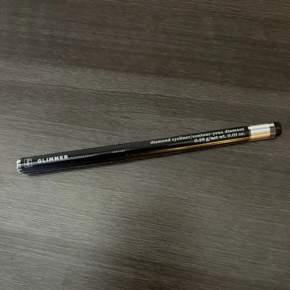 Avon Glimmer Eyeliner Sterling